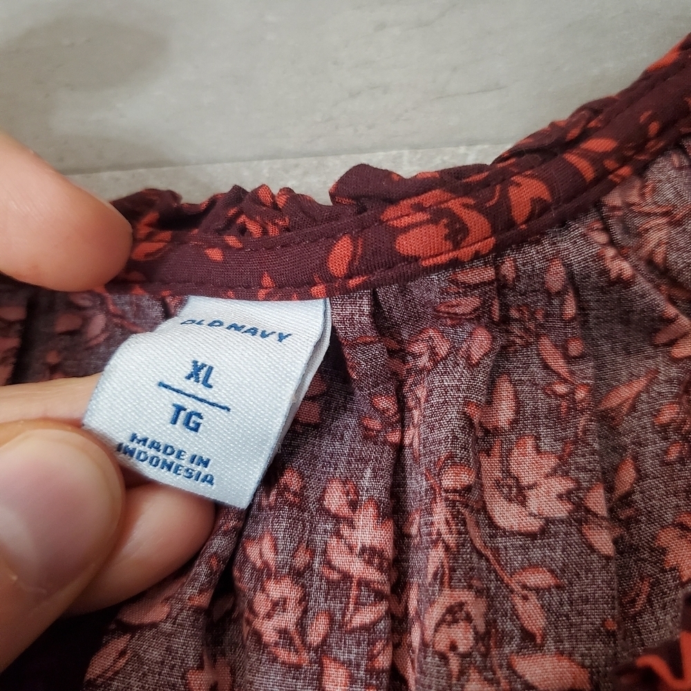Old Navy Floral Sleeveless Tiered Dress. Burgundy, Red. XL. Mini. - Picture 4 of 7